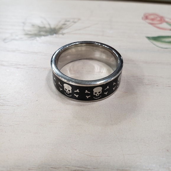 Other - Stainless Steel Skull Ring
